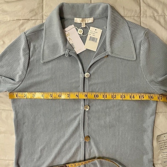 Wayf Naomi Short Sleeve Button Up Collared Top Shirt Blouse Small Blue *… - Picture 5 of 9